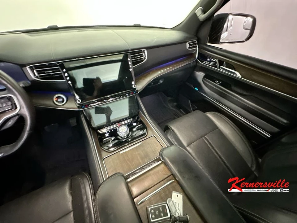 2023 Jeep WS Wagoneer - Image 11 of 24