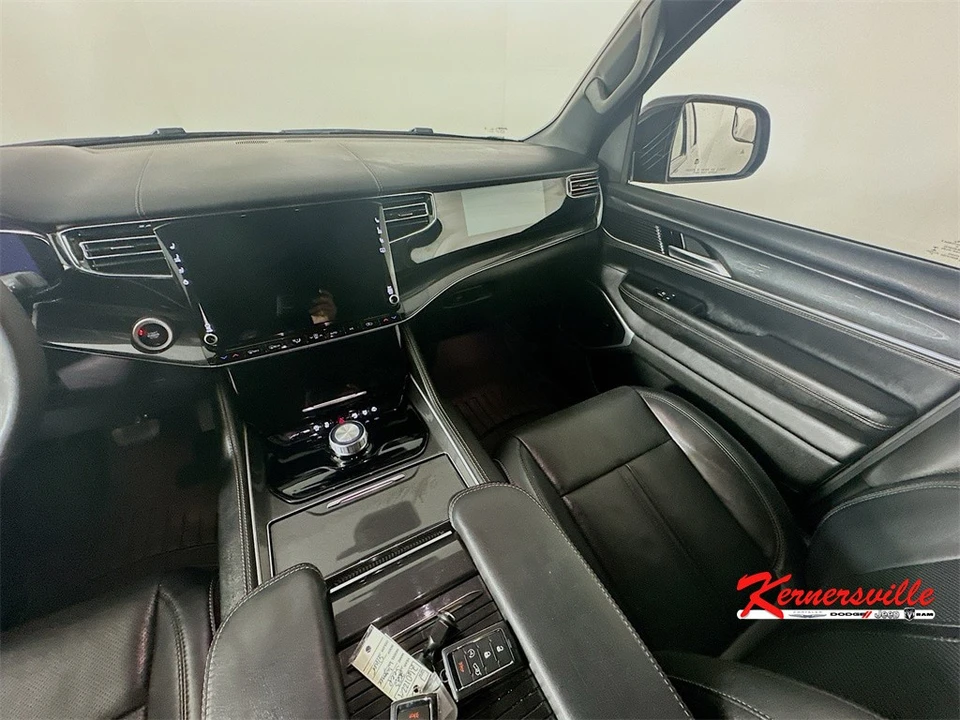 2023 Jeep WS Wagoneer - Image 11 of 12