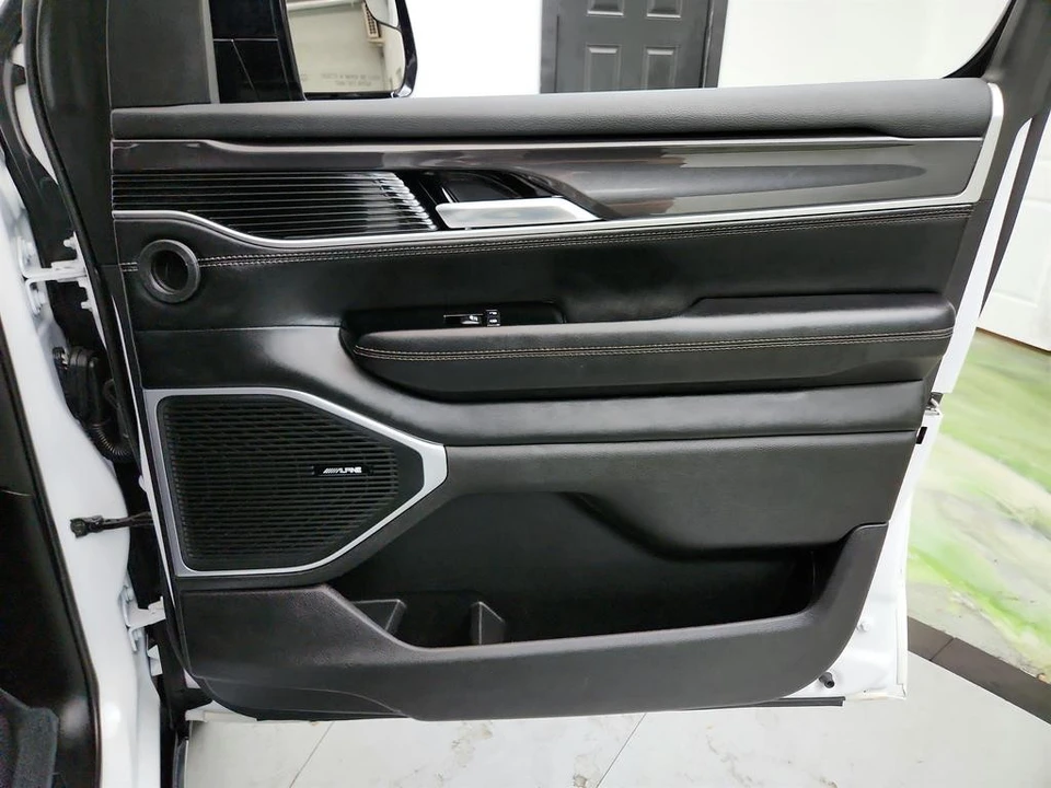 2023 Jeep WS Wagoneer - Image 28 of 31