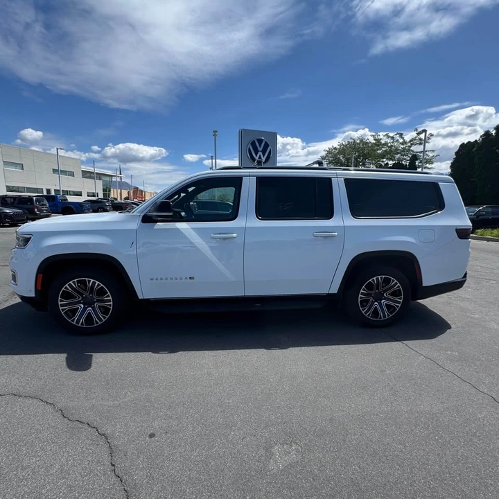 2023 Jeep WS Wagoneer - Image 2 of 18