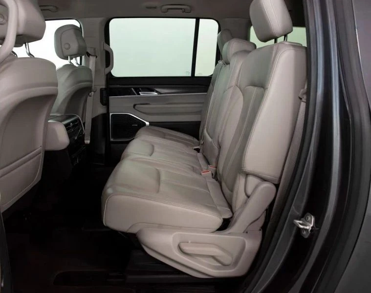 2023 Jeep WS Wagoneer - Image 11 of 12