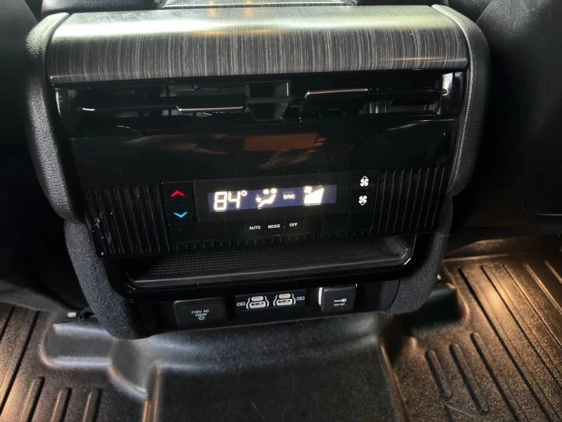 2023 Jeep WS Wagoneer - Image 11 of 12