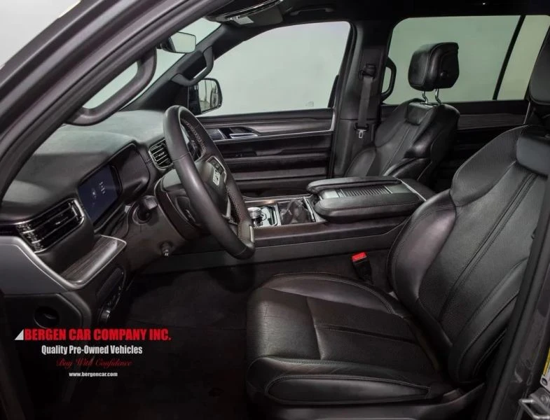 2023 Jeep WS Wagoneer - Image 11 of 12