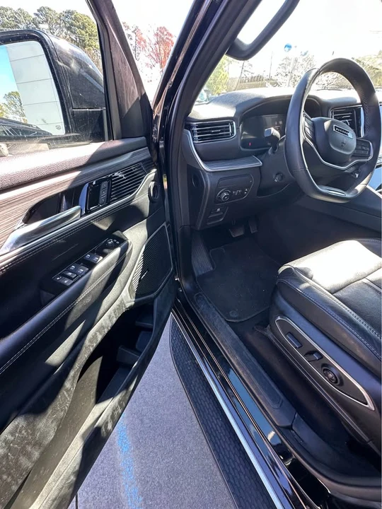 2023 Jeep WS Wagoneer - Image 3 of 9