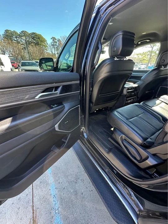 2023 Jeep WS Wagoneer - Image 8 of 9