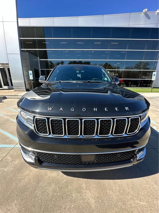 2023 Jeep WS Wagoneer - Image 2 of 9