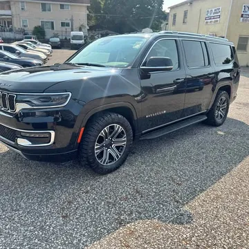 2023 Jeep Wagoneer L Series II Sport Utility 4D