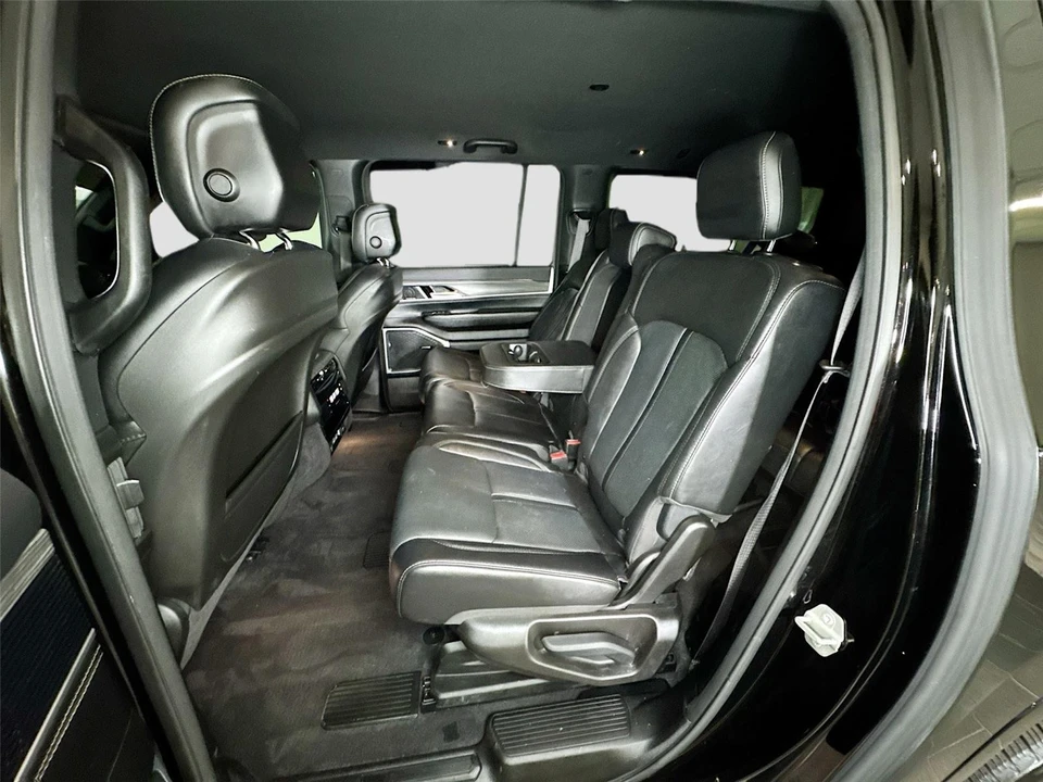 2023 Jeep WS Wagoneer - Image 15 of 31