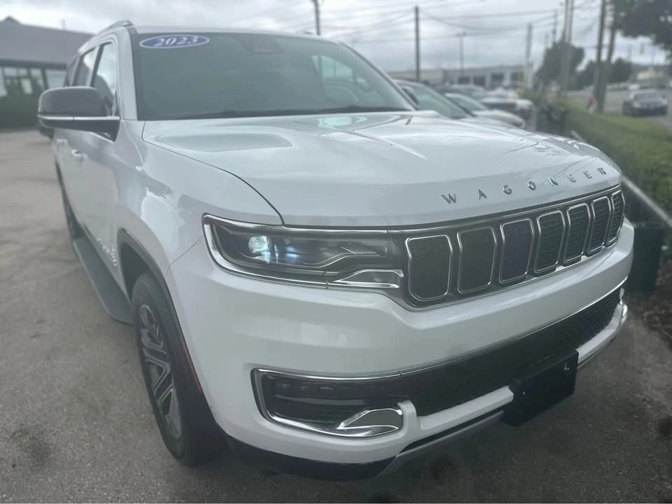2023 Jeep WS Wagoneer - Image 2 of 12