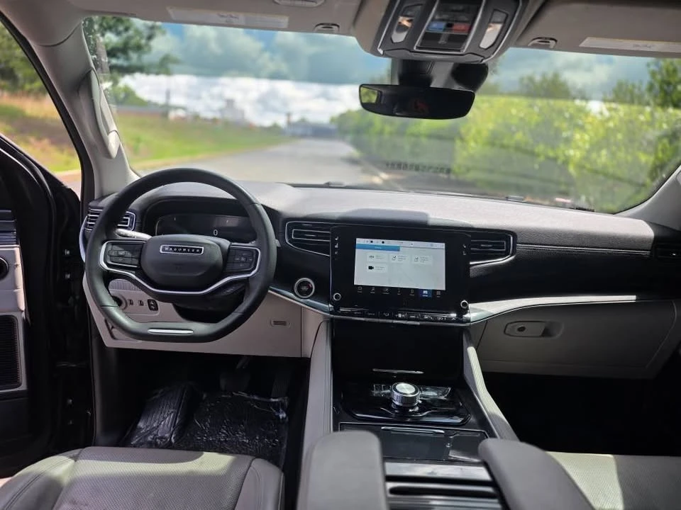 2023 Jeep WS Wagoneer - Image 15 of 20