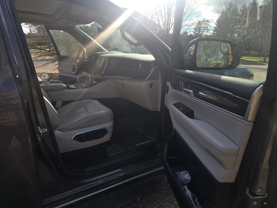 2023 Jeep WS Wagoneer - Image 8 of 10