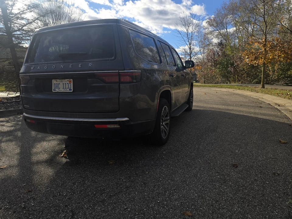 2023 Jeep WS Wagoneer - Image 4 of 10