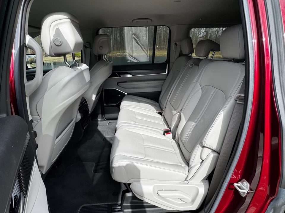 2023 Jeep WS Wagoneer - Image 8 of 10