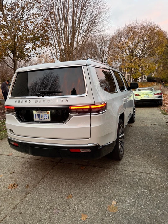 2023 Jeep WS Wagoneer - Image 3 of 10