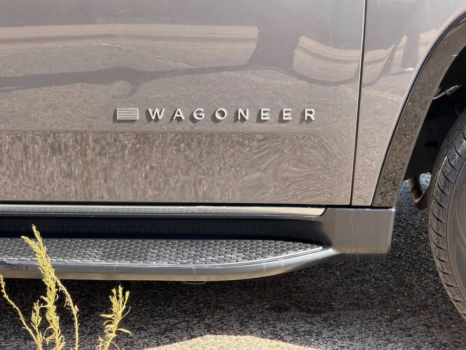 2023 Jeep WS Wagoneer - Image 11 of 12