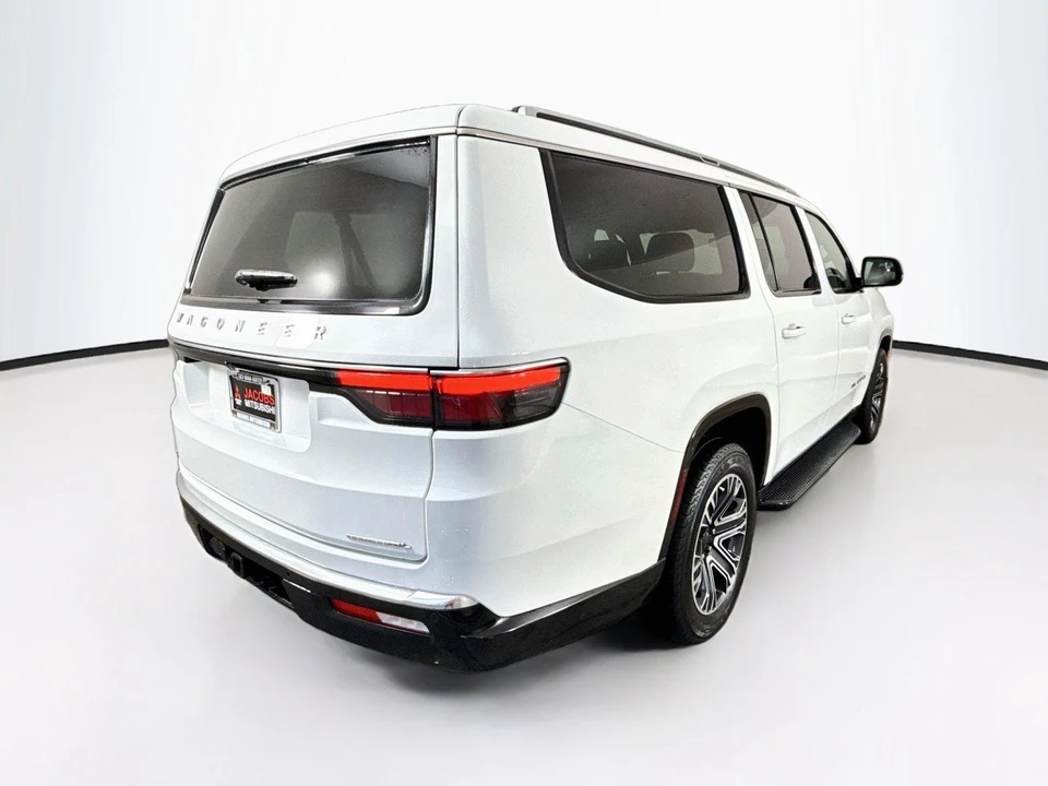 2023 Jeep WS Wagoneer - Image 6 of 31