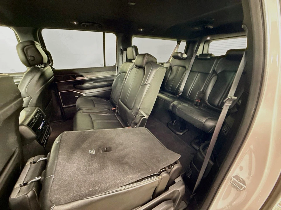 2023 Jeep WS Wagoneer - Image 28 of 31