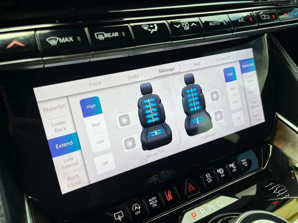 2023 Jeep WS Wagoneer - Image 20 of 31