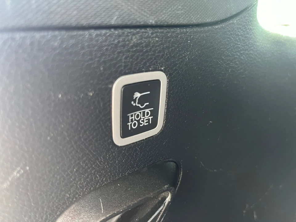 2023 Jeep WS Wagoneer - Image 26 of 31