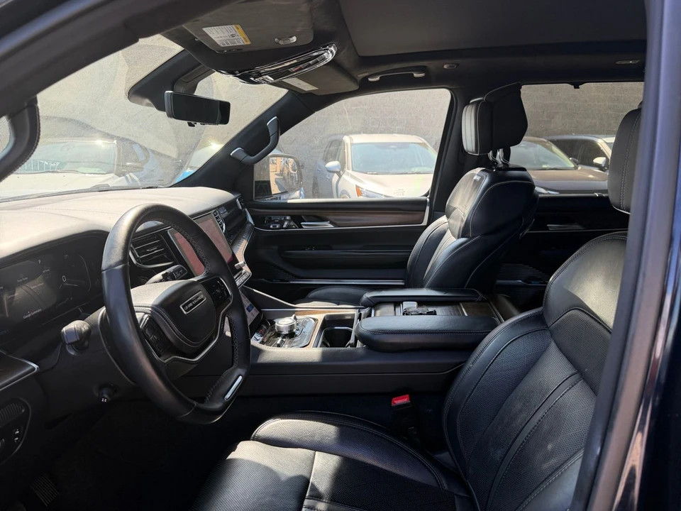 2023 Jeep WS Wagoneer - Image 31 of 31