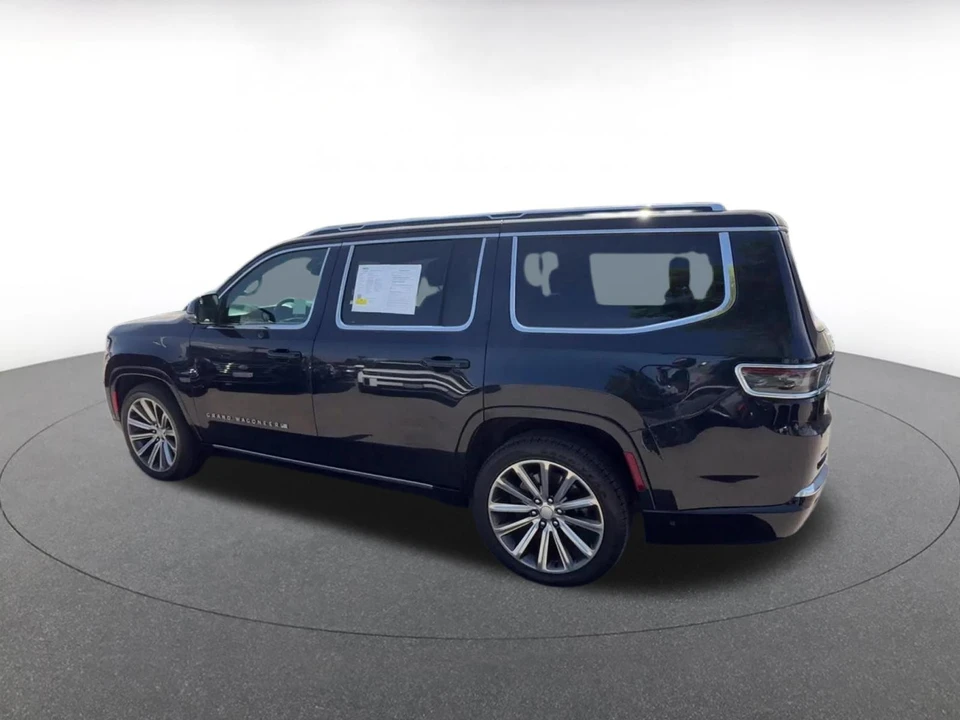 2023 Jeep WS Wagoneer - Image 11 of 31