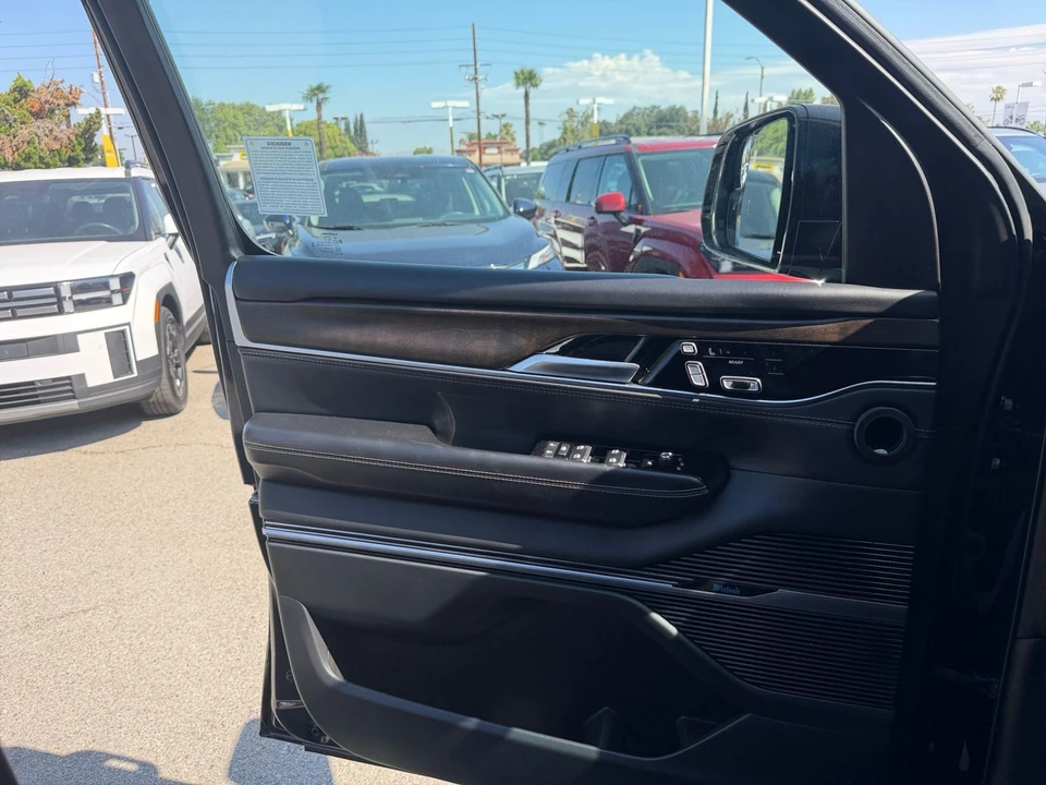 2023 Jeep WS Wagoneer - Image 20 of 31