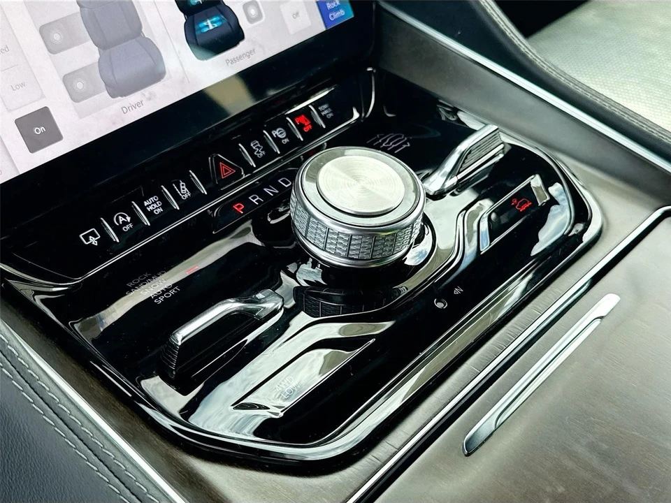 2023 Jeep WS Wagoneer - Image 17 of 21