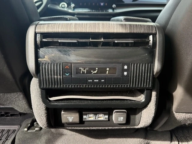 2023 Jeep WS Wagoneer - Image 19 of 21