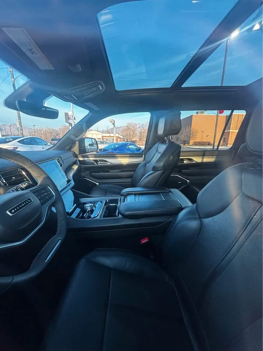 2023 Jeep WS Wagoneer - Image 2 of 3