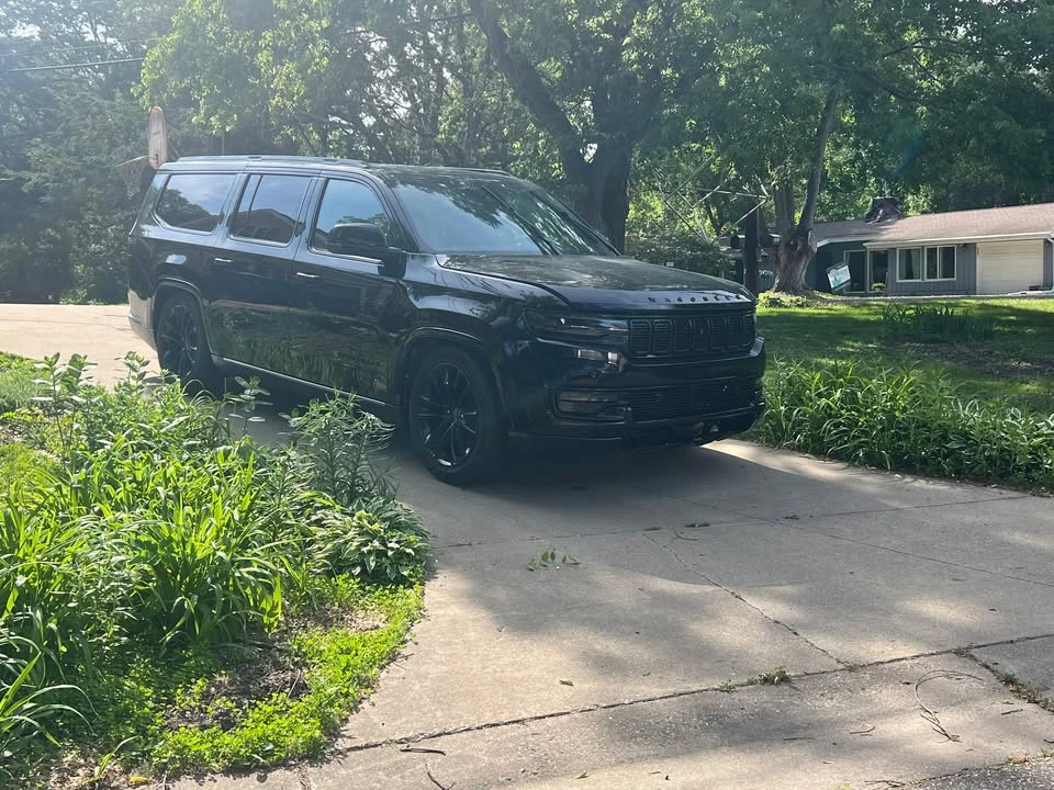 2023 Jeep WS Wagoneer - Image 2 of 13