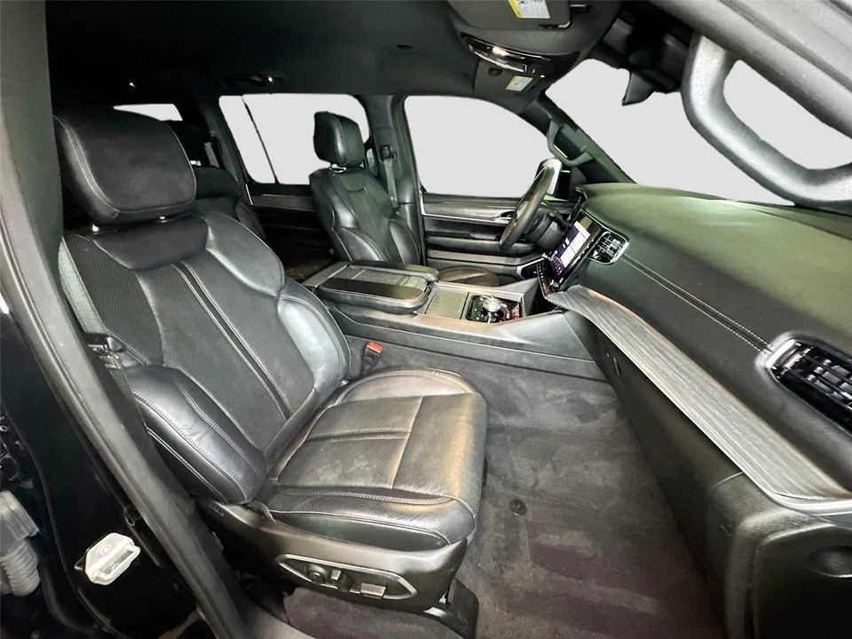 2023 Jeep WS Wagoneer - Image 23 of 31