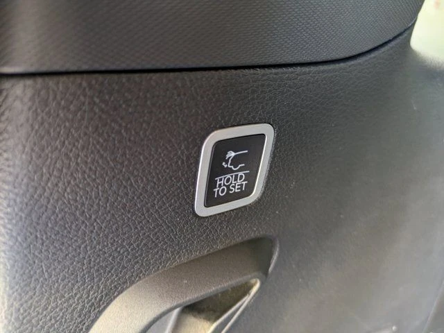 2023 Jeep WS Wagoneer - Image 19 of 21