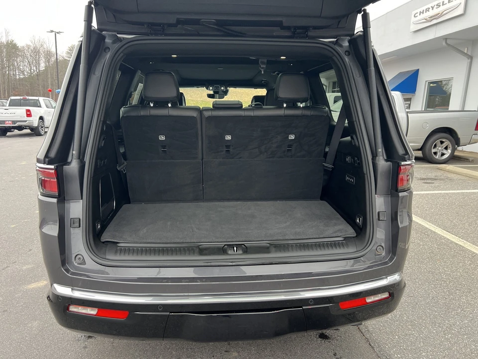 2023 Jeep WS Wagoneer - Image 11 of 12
