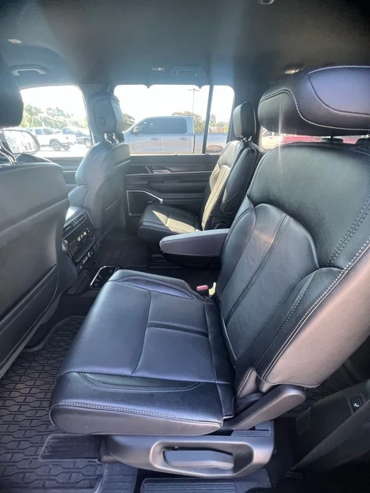 2023 Jeep WS Wagoneer - Image 9 of 12
