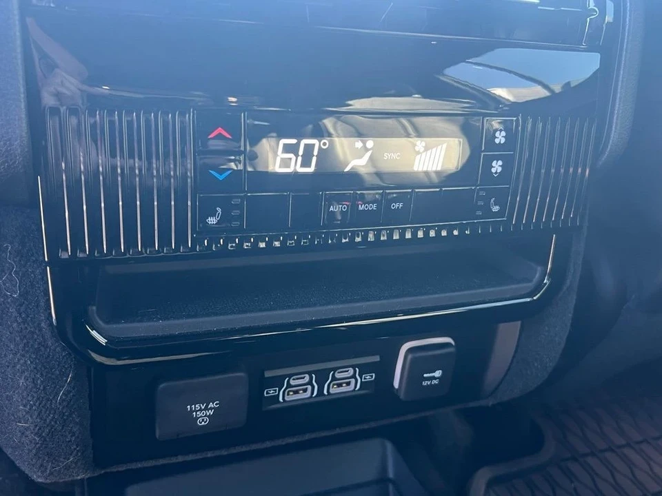 2023 Jeep WS Wagoneer - Image 10 of 12