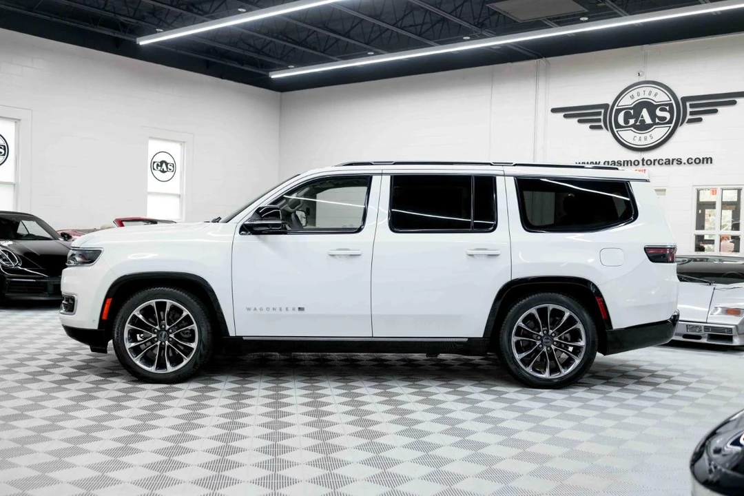 2023 Jeep WS Wagoneer - Image 11 of 31