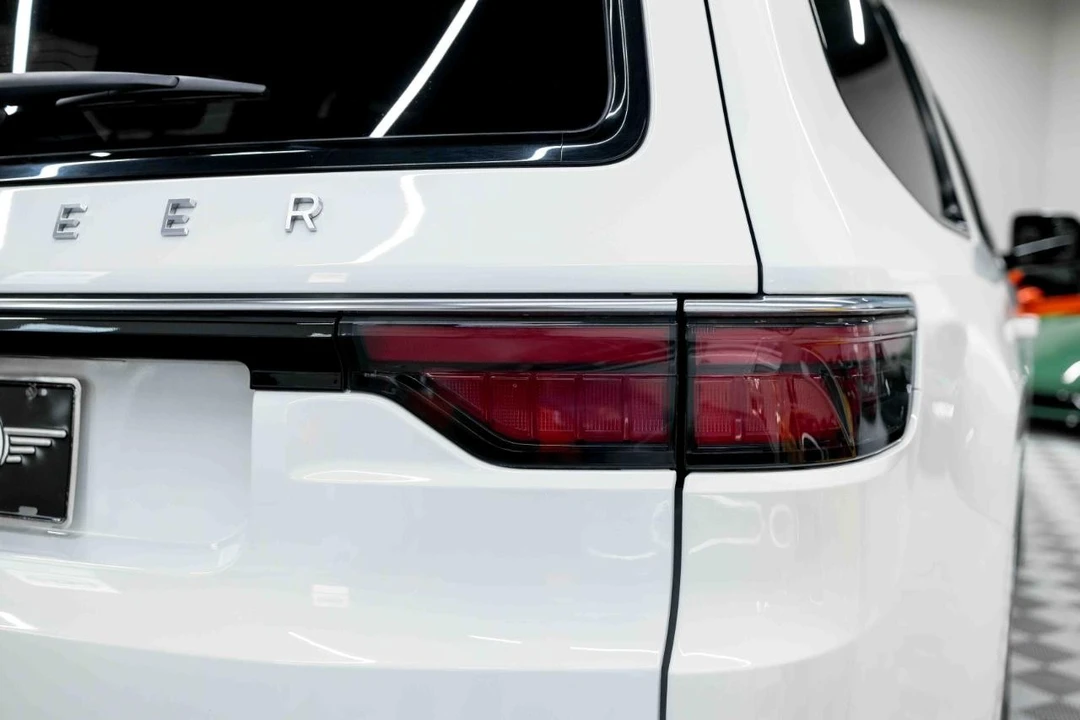 2023 Jeep WS Wagoneer - Image 29 of 31