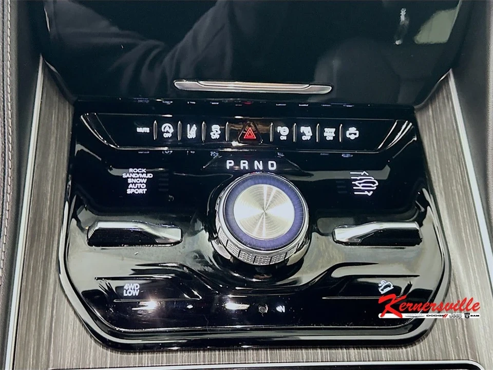 2023 Jeep WS Wagoneer - Image 16 of 21