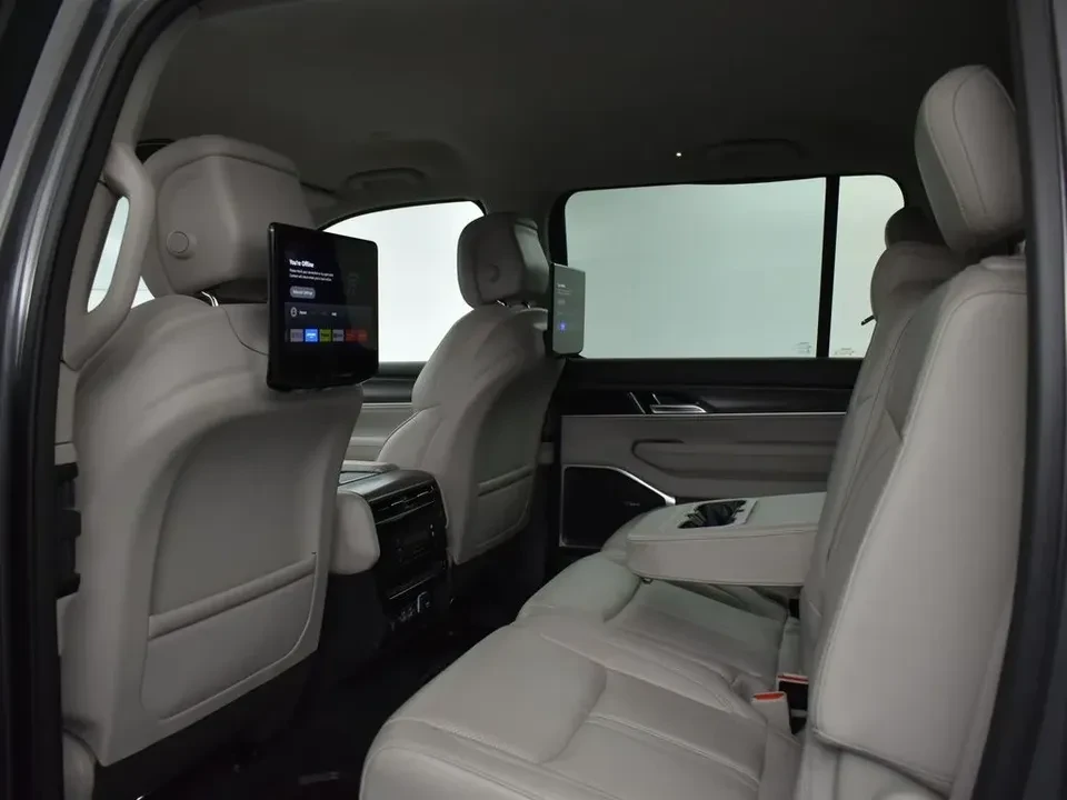 2023 Jeep WS Wagoneer - Image 7 of 10