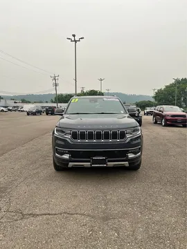 2023 Jeep Wagoneer Series III