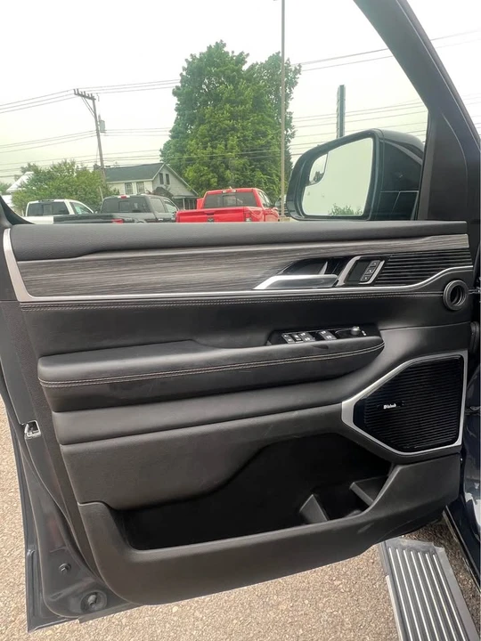 2023 Jeep WS Wagoneer - Image 17 of 20