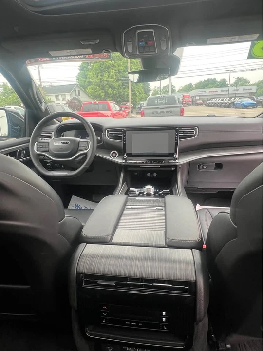 2023 Jeep WS Wagoneer - Image 13 of 20