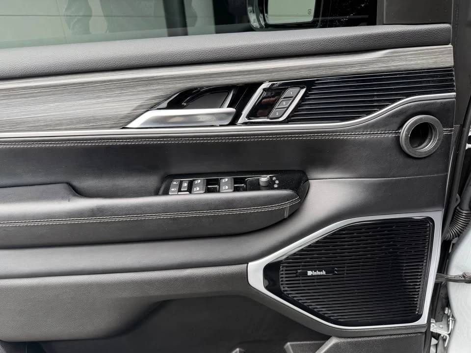 2023 Jeep WS Wagoneer - Image 13 of 19