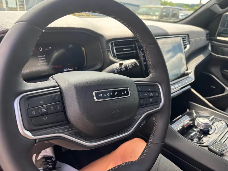 2023 Jeep WS Wagoneer - Image 7 of 8