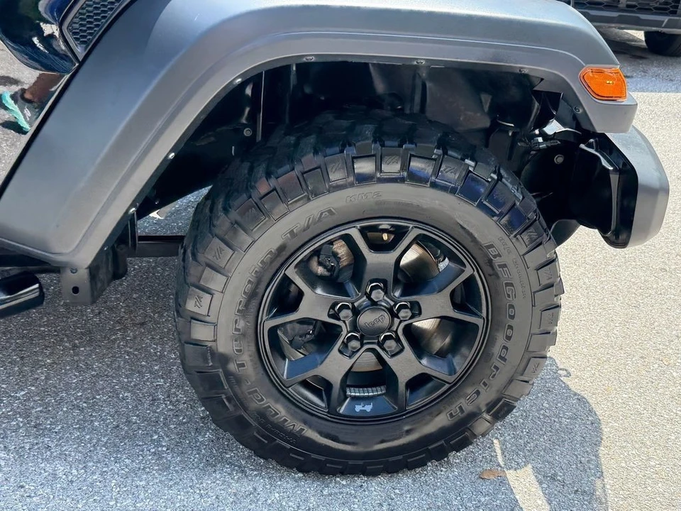 2023 Jeep JL Wrangler - Image 9 of 27