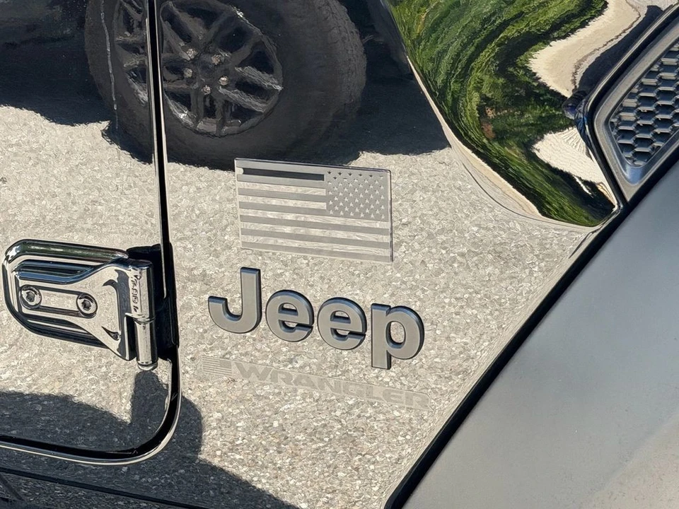2023 Jeep JL Wrangler - Image 10 of 27