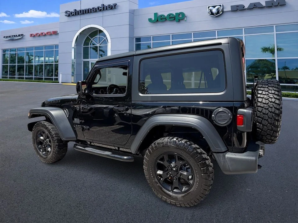 2023 Jeep JL Wrangler - Image 5 of 27