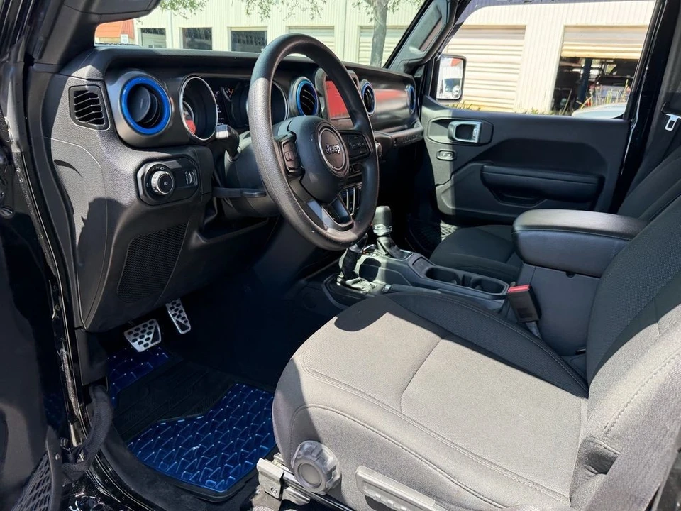 2023 Jeep JL Wrangler - Image 13 of 27