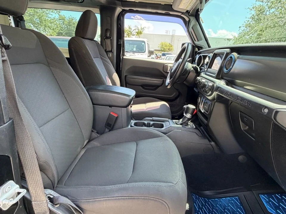 2023 Jeep JL Wrangler - Image 16 of 27