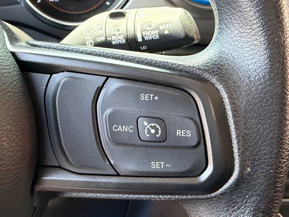 2023 Jeep JL Wrangler - Image 23 of 27